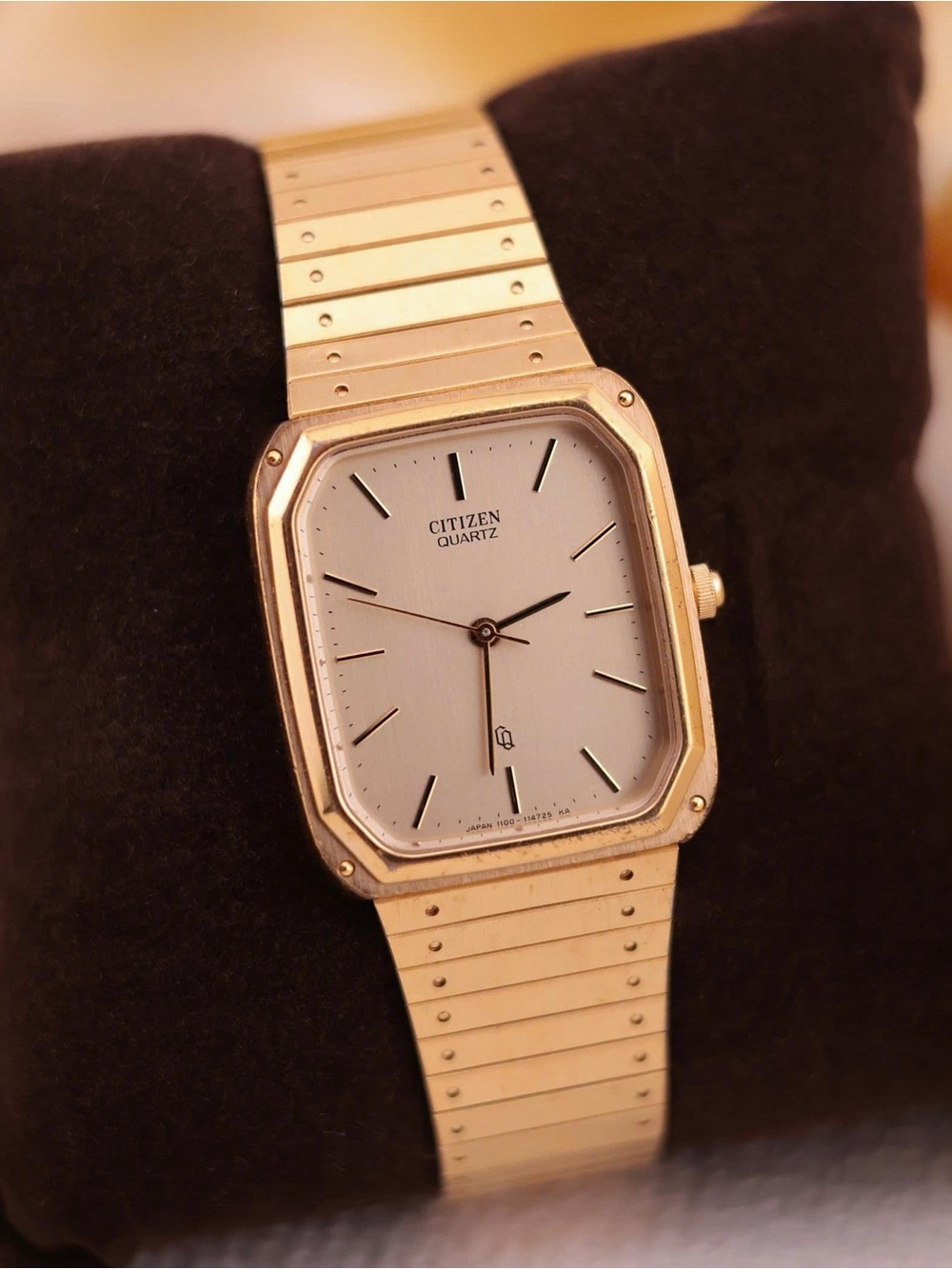Vintage 1992 Citizen Quartz 1100-107683 Men’s Watch